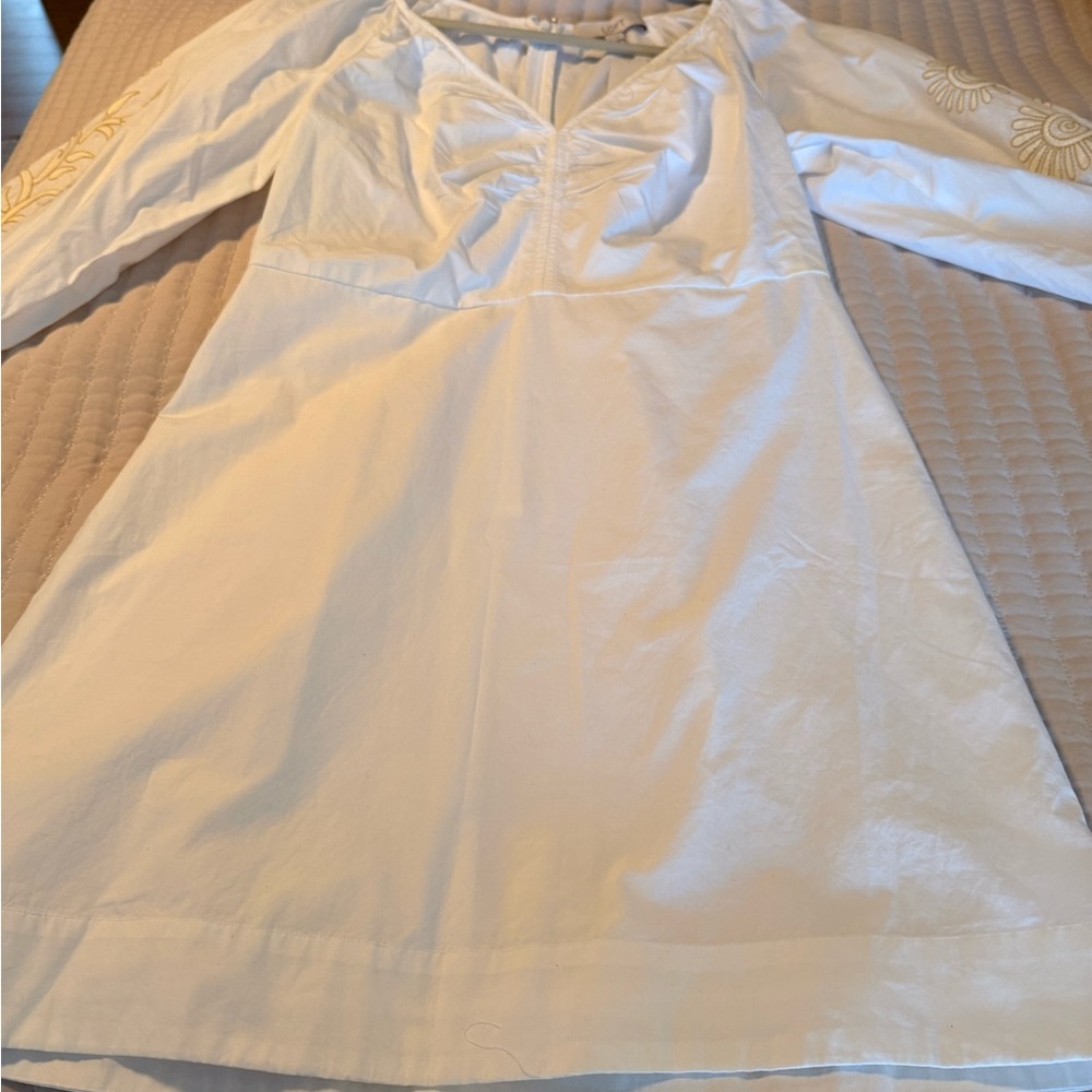 White dress long sleeves